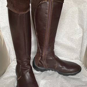 John Fluevog Urban Angels Sunday Driver boots sz 8